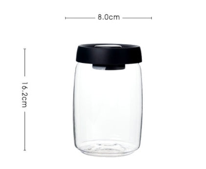 Vacuum and press the glass jar