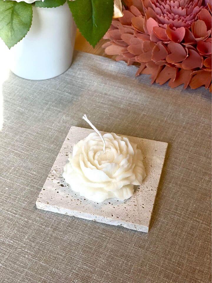 Peony Scented Candle - Handcrafted Soy Wax for a Luxurious Aroma